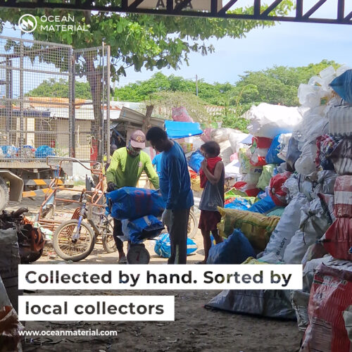 Ocean-bound Plastik wird von lokalen Sammler:innen auf den Philippinen per Hand gesammelt und sortiert – ein zentraler Schritt in der Lieferkette.