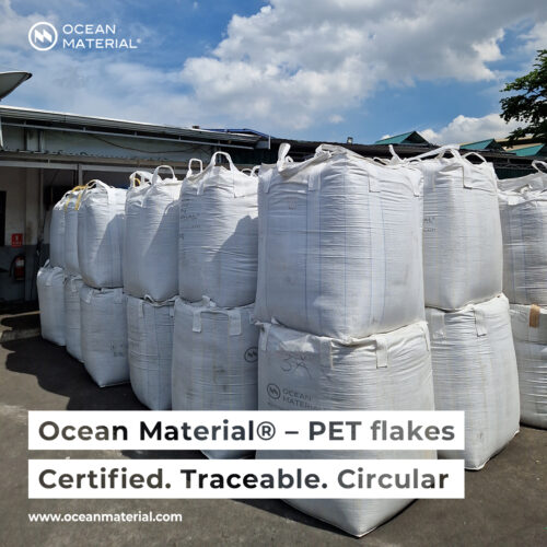 Zertifizierte PET-Flakes aus Ocean-bound Plastik, verpackt in Big Bags – rückverfolgbar, zirkulär und bereit für den industriellen Einsatz.