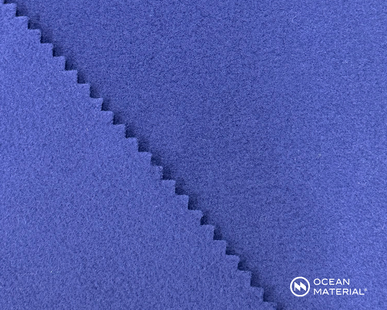 Nachhaltiger Strickstoff – leichter, gebürsteter Strickstoff aus 100% rPET, weich und wärmend, perfekt für Jacken und Midlayer | Ocean Material®